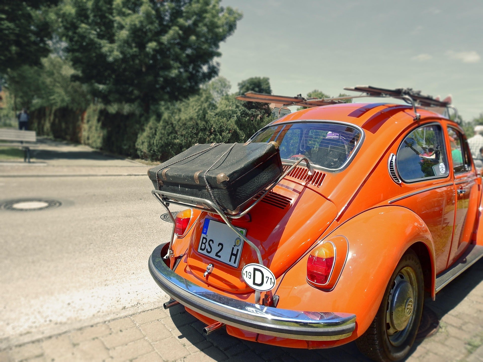Automobile
